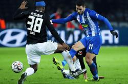 三亿体育体育竞技-帕德博恩战平对手，艰难保持不败纪录