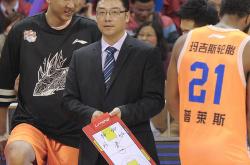 三亿体育体育投注-国际篮坛新晋球员亮相技术精湛备受瞩目的简单介绍