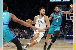 三亿体育体育官方-黄蜂取胜马刺，威廉姆斯在比赛中决胜的简单介绍