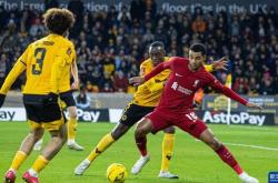 三亿体育体育链接-包含热刺遭遇利物浦逆转，失去登顶机会的词条