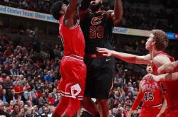 包含勒布朗29+7领鹈鹕逆袭，迎四连胜的词条