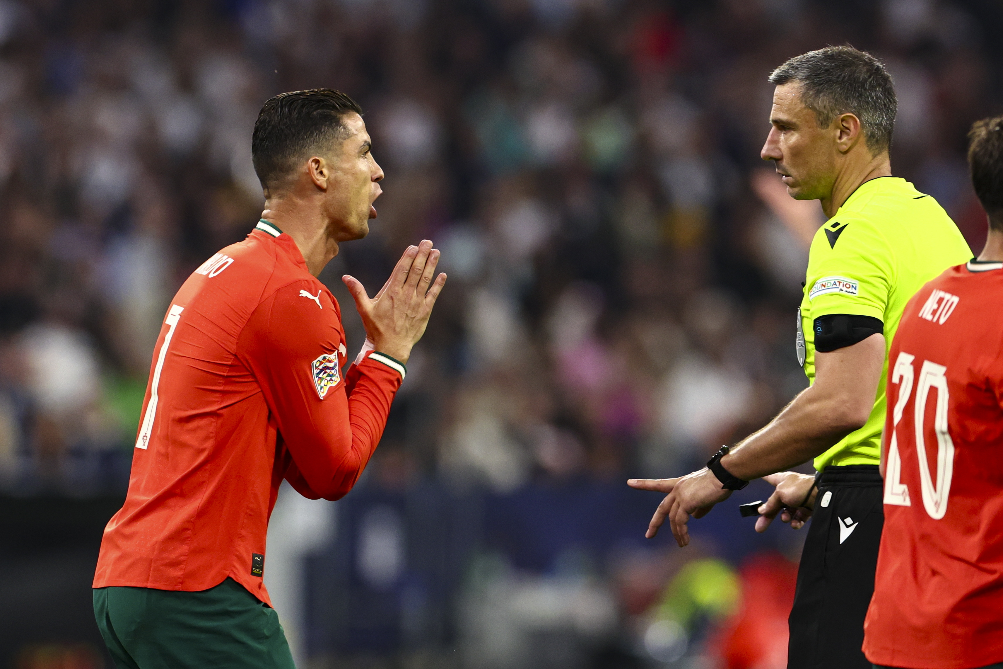 葡萄牙队在欧国联半决赛中获胜晋级