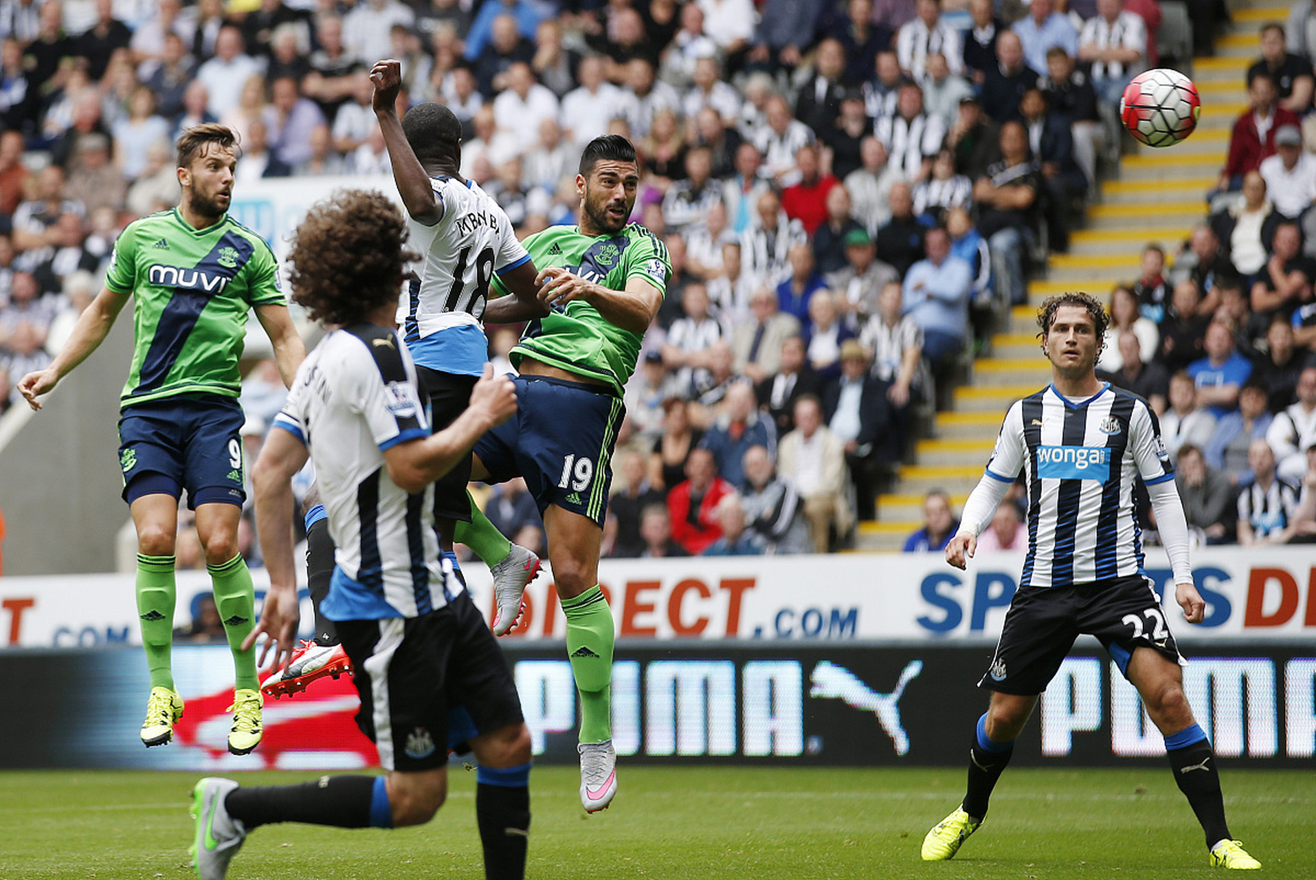 热刺逆转击败艾弗顿,实现胜利 热刺逆转击败艾弗顿,实现胜利